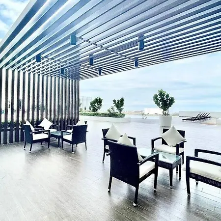 New! Amber Cove - 2 Bedrooms 2 Bathrooms L 4-7 Pax L Wifi L Near Jonker Tranquerah Exterior photo