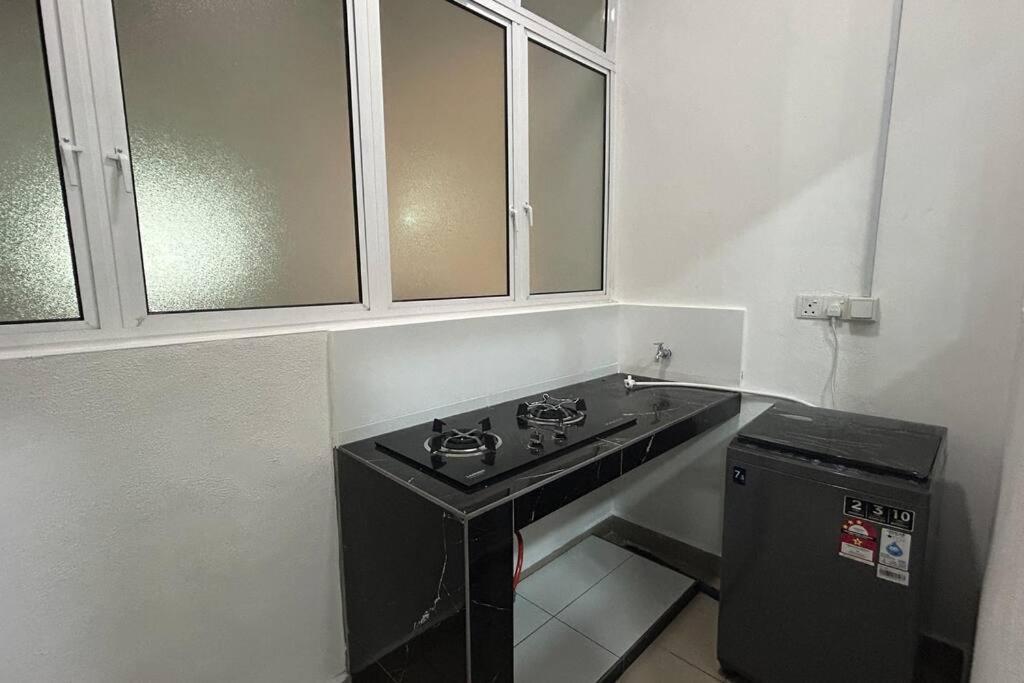 New! Amber Cove - 2 Bedrooms 2 Bathrooms L 4-7 Pax L Wifi L Near Jonker *