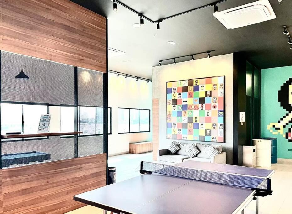 New! Amber Cove - 2 Bedrooms 2 Bathrooms L 4-7 Pax L Wifi L Near Jonker Apartment Tranquerah
