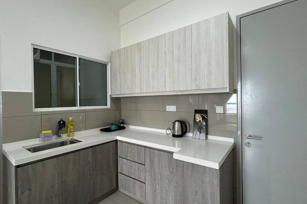 Apartment New! Amber Cove - 2 Bedrooms 2 Bathrooms L 4-7 Pax L Wifi L Near Jonker